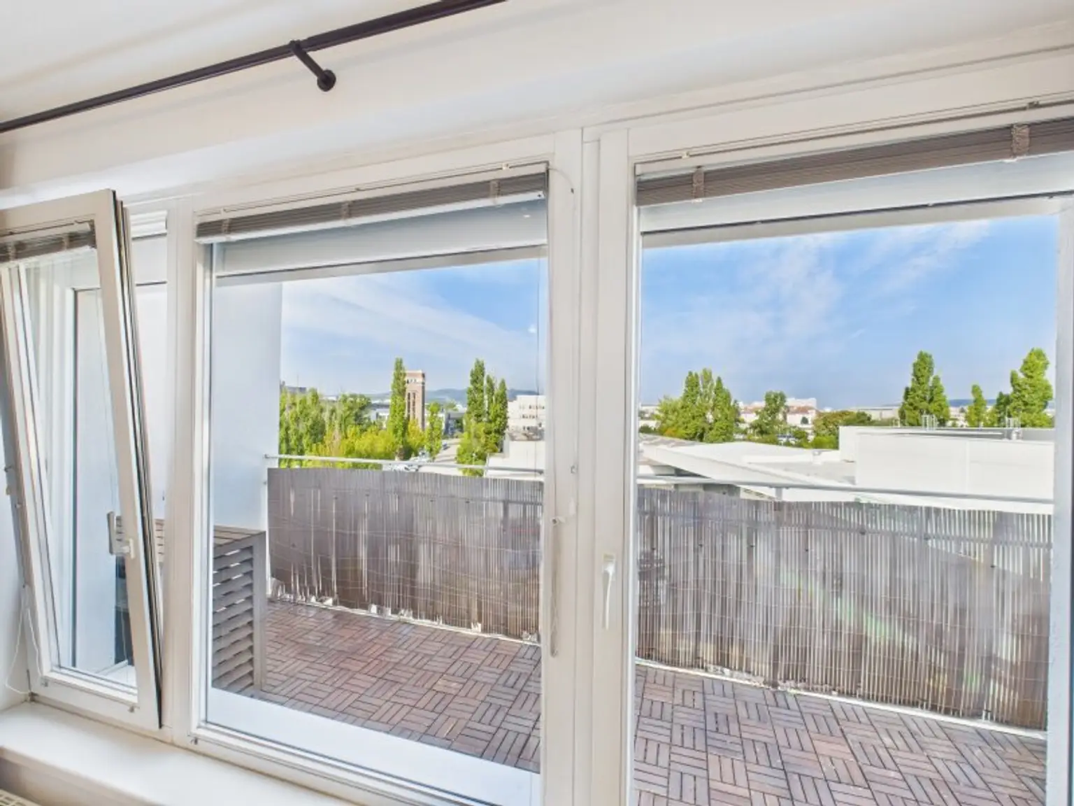 Traumhafte DG-Wohnung in 1210 Wien: Ab 750,-- € Kreditrate/Monat!!!