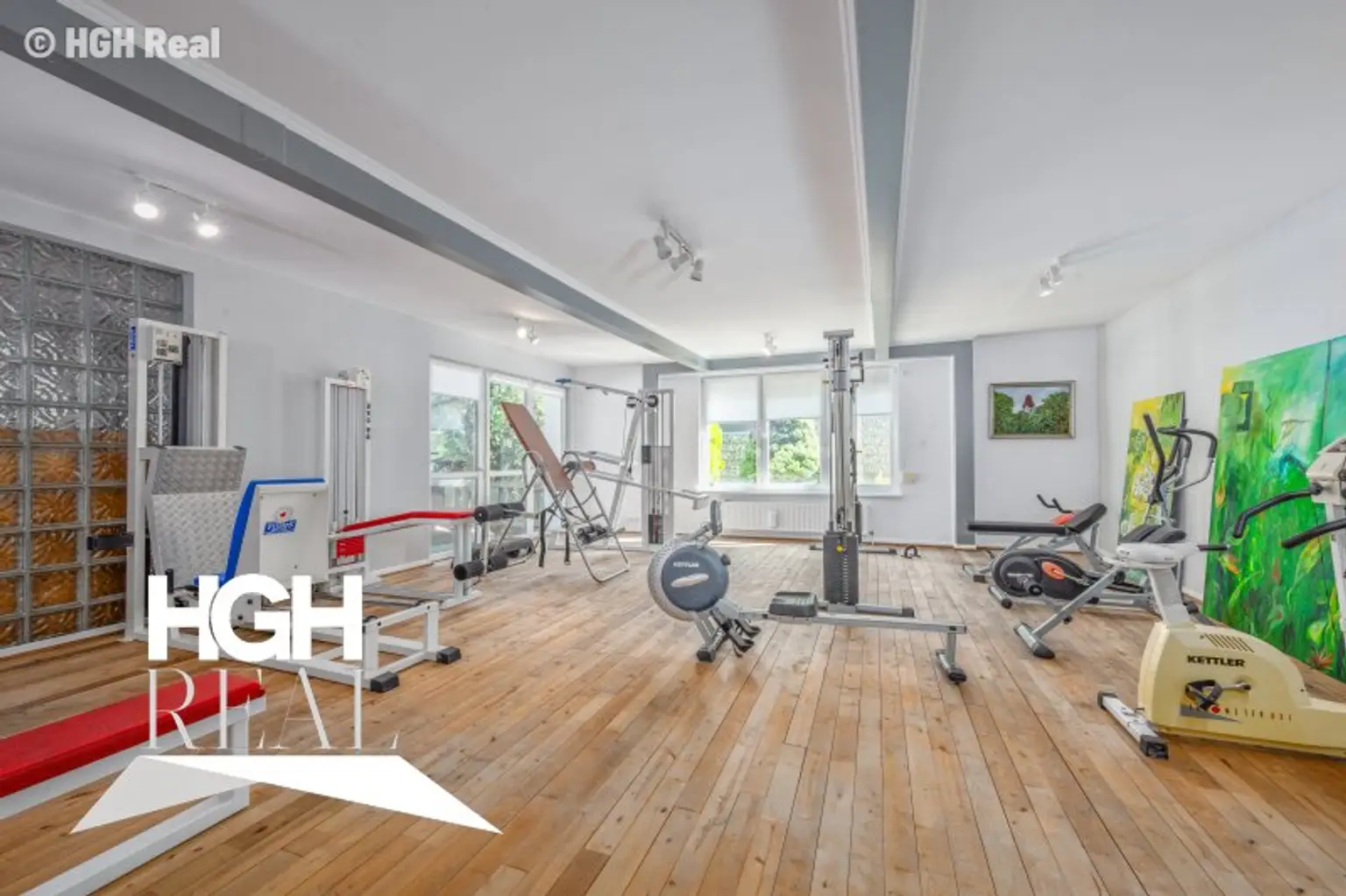2405 Bad Deutsch-Altenburg Stilvoll wohnen - modernisiertes Einfamilienhaus im Bungalow-Stil inkl. Fitness- und Wellnessbereich