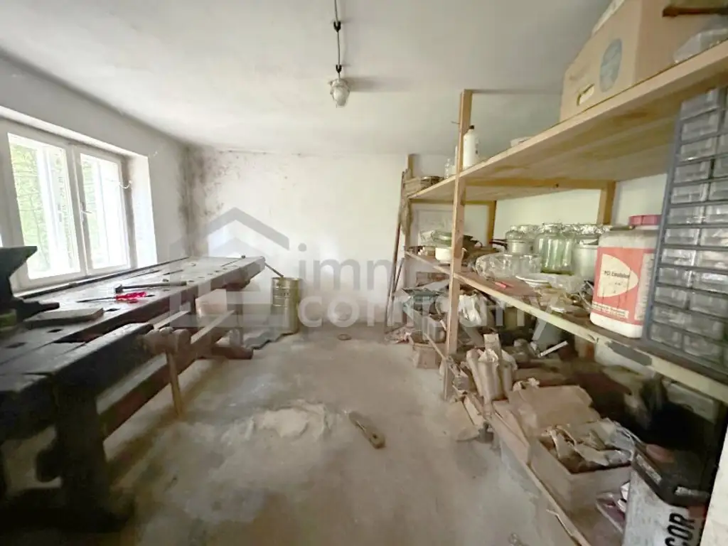 Uriges Landhaus - Traumlage - plus  Pool - Grundfläche 1.594 m² - Renovierung und Schönheitsreparaturen sind erforderlich, dennoch sofort beziehbar!