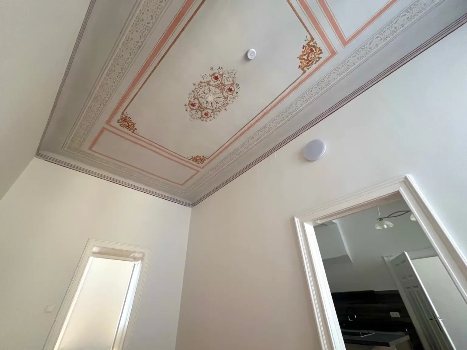 20 | ++ NEU ++ TRAUMHAFTE VIER Zimmer ALTBAUWOHNUNG | Prima Service Immobilien