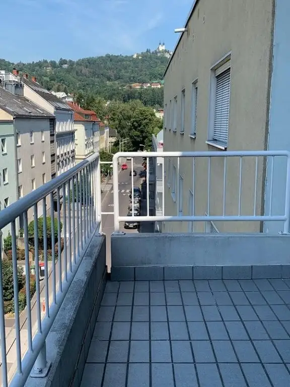 LINZ/URFAHR (AUBERG) : TOP-Mietwohnung ca. 42 m2 (2 Zimmer) +  BALKON mit Pöstlingbergblick +  KÜCHE