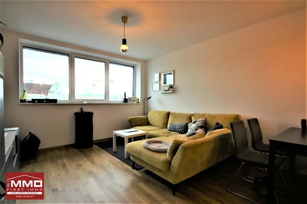 HELLE, MÖBLIERTE NEUBAUWOHNUNG DIREKT AN DER U6 ALSER STRASSE!