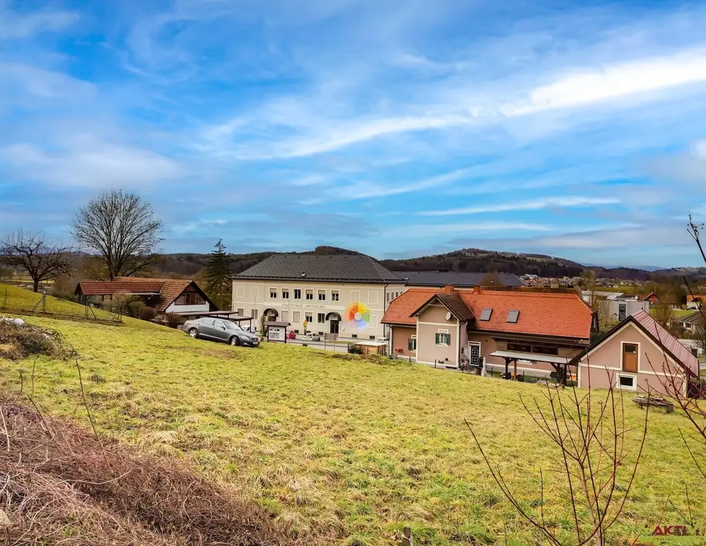 Grundstück mit Planung für 2 Häuser. - Zentral in Großklein. - 13 Min. vor Leibnitz.
