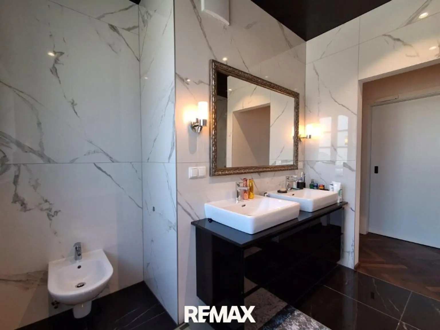 20 Badezimmer 2721