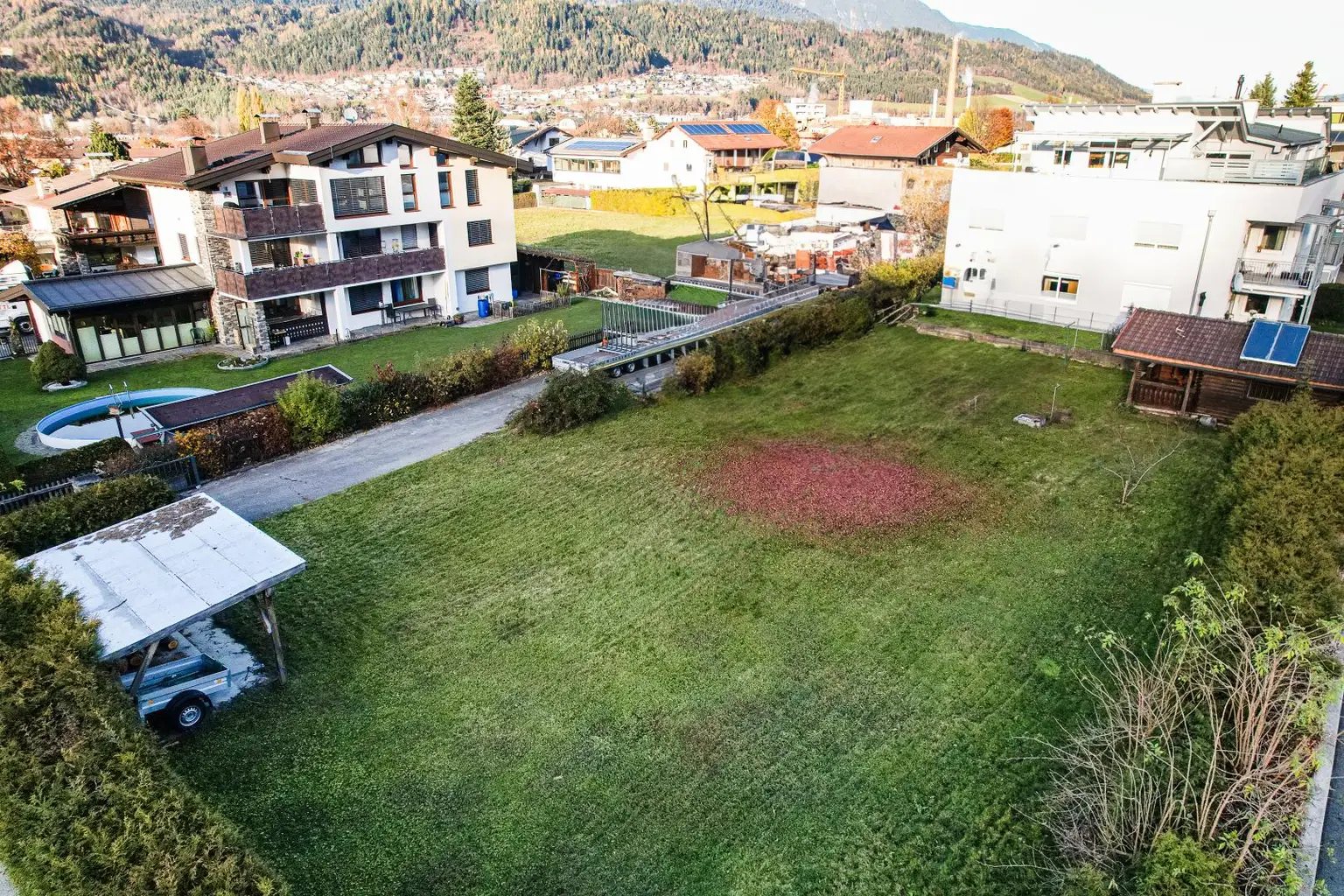 Grundstück mit Altbestand