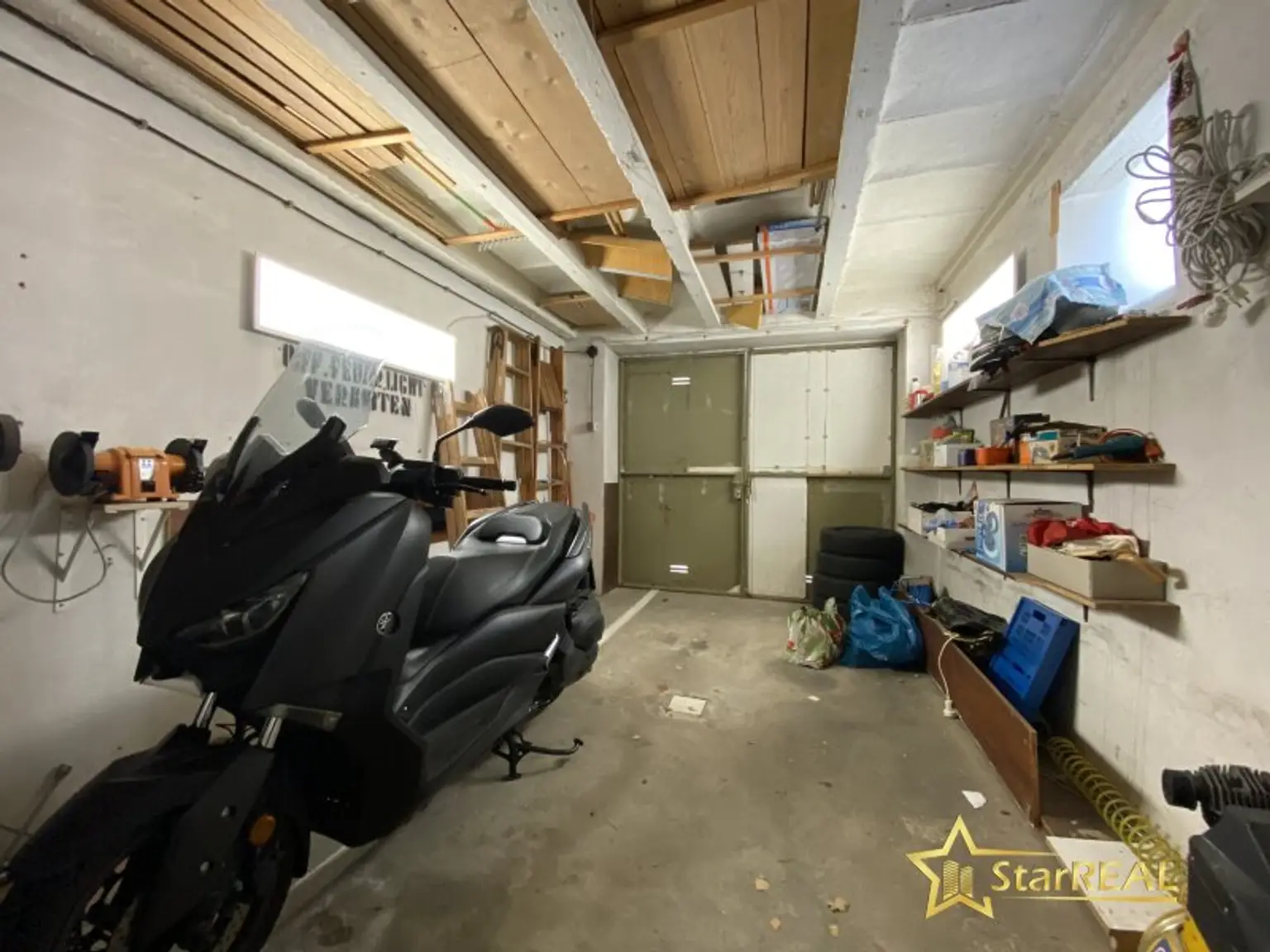 4 ZIMMER WOHNUNG IN 1130 WIEN! RENOVIERTER ZUSTAND. GEMEINSCHAFTSGARTEN.