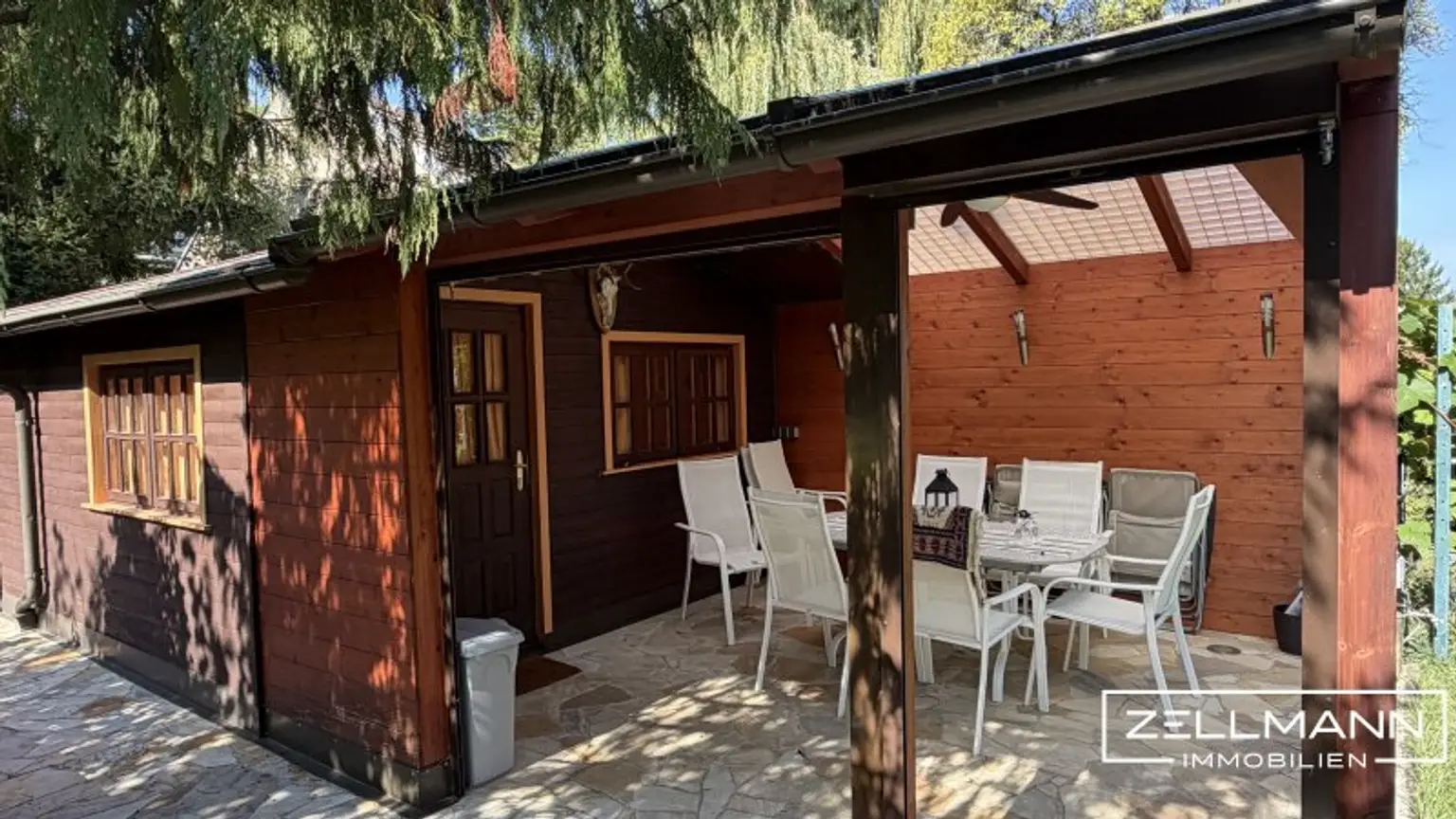 Herrschaftliche Villenetage mit 650 m² Eigengarten und Dachterrasse in Wien-Mauer | ZELLMANN IMMOBILIEN