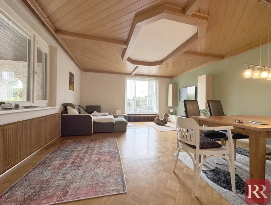 Bungalow auf großem, sonnigem Grund