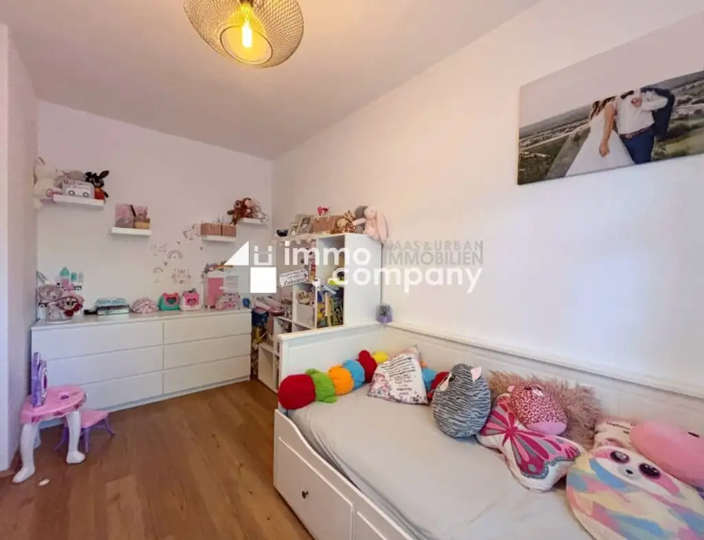 Moderne Erdgeschosswohnung mit Eigengarten und Terrasse in Albersdorf-Prebuch!