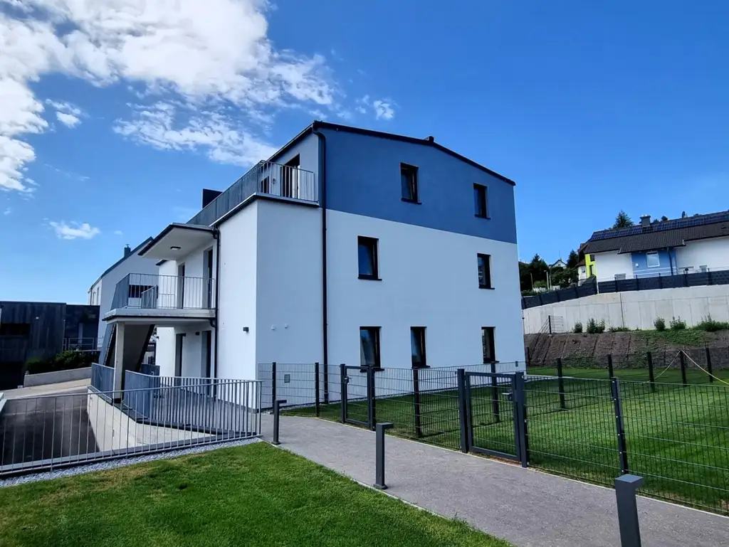 MAISONETTE-NEUBAUWOHNUNG IN SONNIGER RUHELAGE