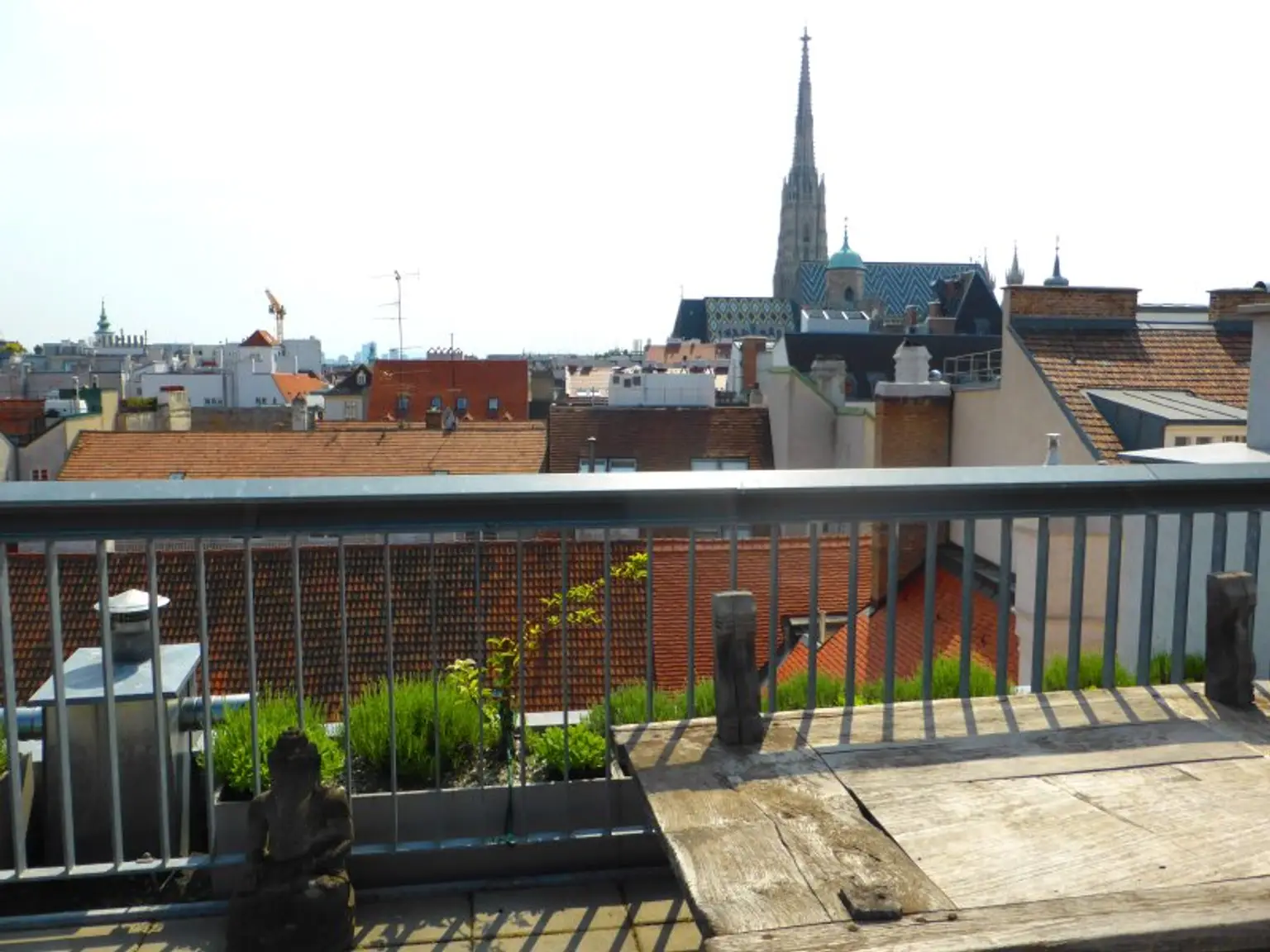 LOFT MIT PRIVATER TERRASSE NÄHE STEPHANSPLATZ