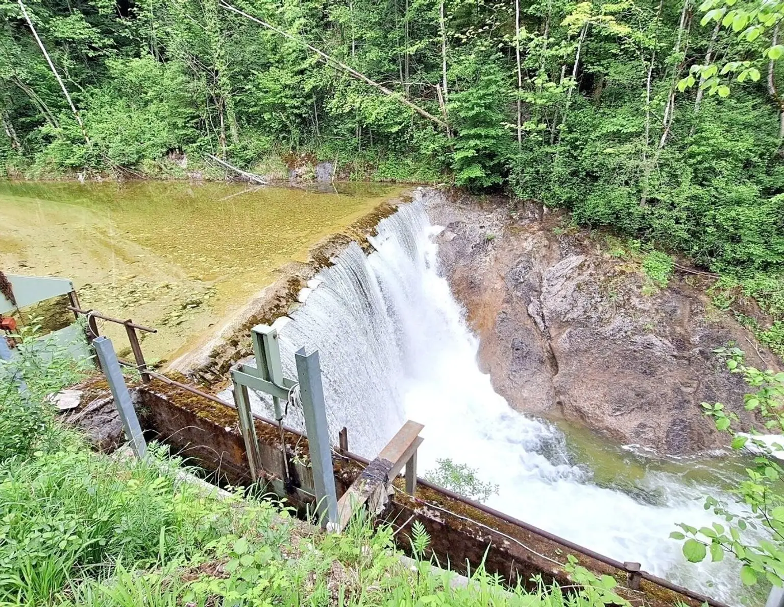 Wasser ist Leben - werden Sie Besitzer eines eigenen Wasserkraftwerks!