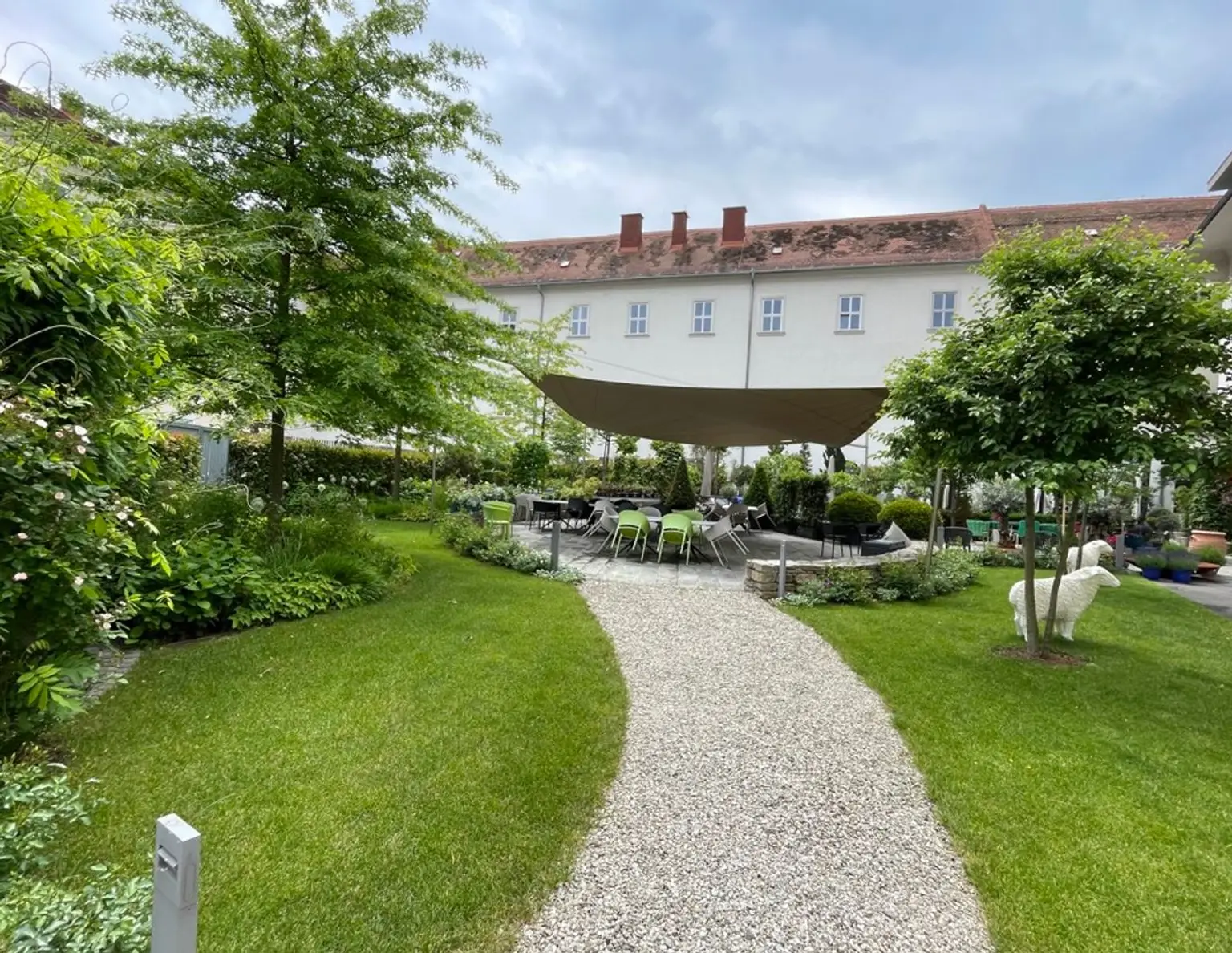 Repräsentativer Altbau am Schlossberg