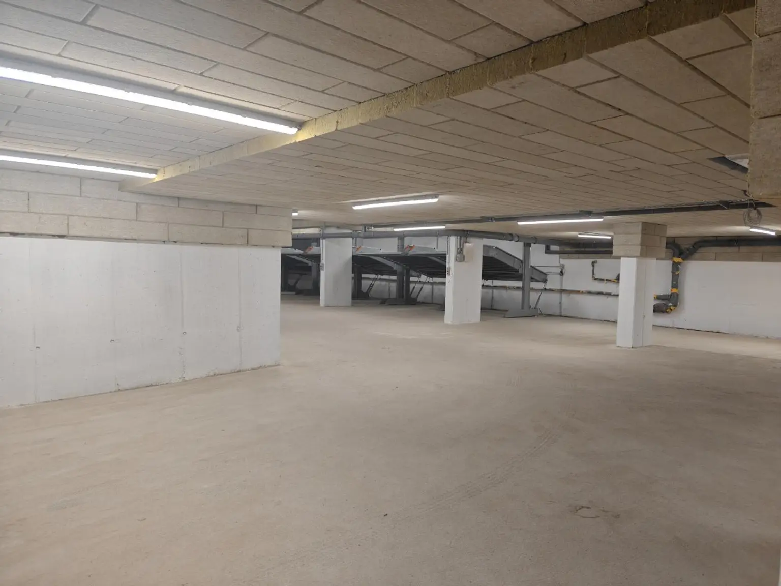 Exklusive 3-Zimmer-Dachgeschosswohnung mit Ankleide, großem Balkon & Dachterrasse