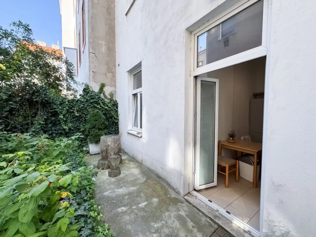 Büro / Ordination im Erdgeschoss mit Terrasse! 95,70 m2 Vier separate Räume mit 47 m2 Kellerfläche! Nähe Thaliastraße!