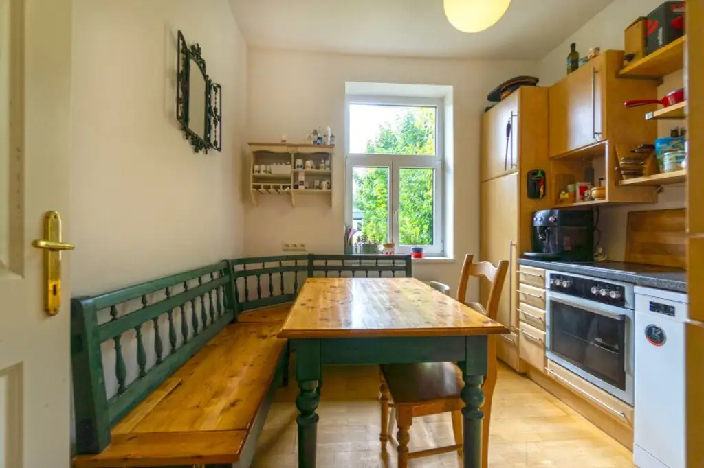 Charmante Wienerwald-Villa in erstklassiger Siedlungslage in Pressbaum