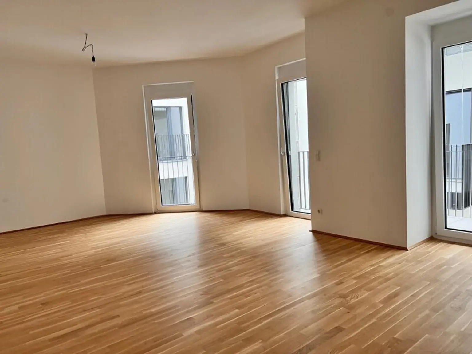 Moderne 3-Zimmer-Wohnung mit 2 Balkonen in 1180 Wien – Ihr Erstbezug wartet!