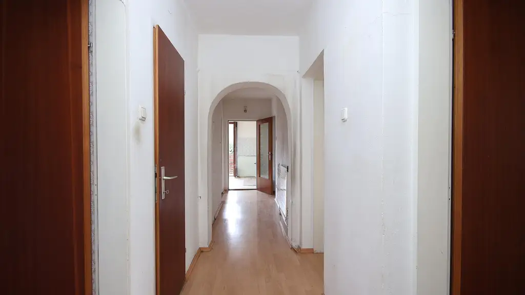 Villenviertel Frohnleiten – Sanierungsbedürftiges Einfamilienhaus in ruhiger Aussichtslage