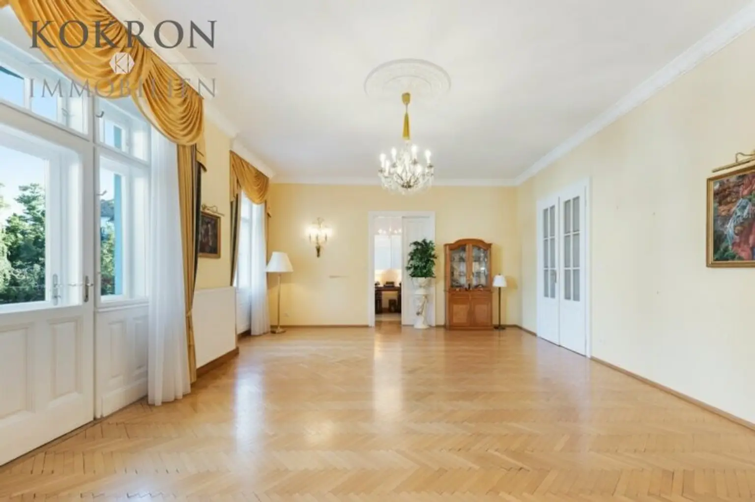 Wo Geschichte atmet und Ruhe wohnt - Ihre Altbauwohnung mit Balkon in Alt-Hietzing