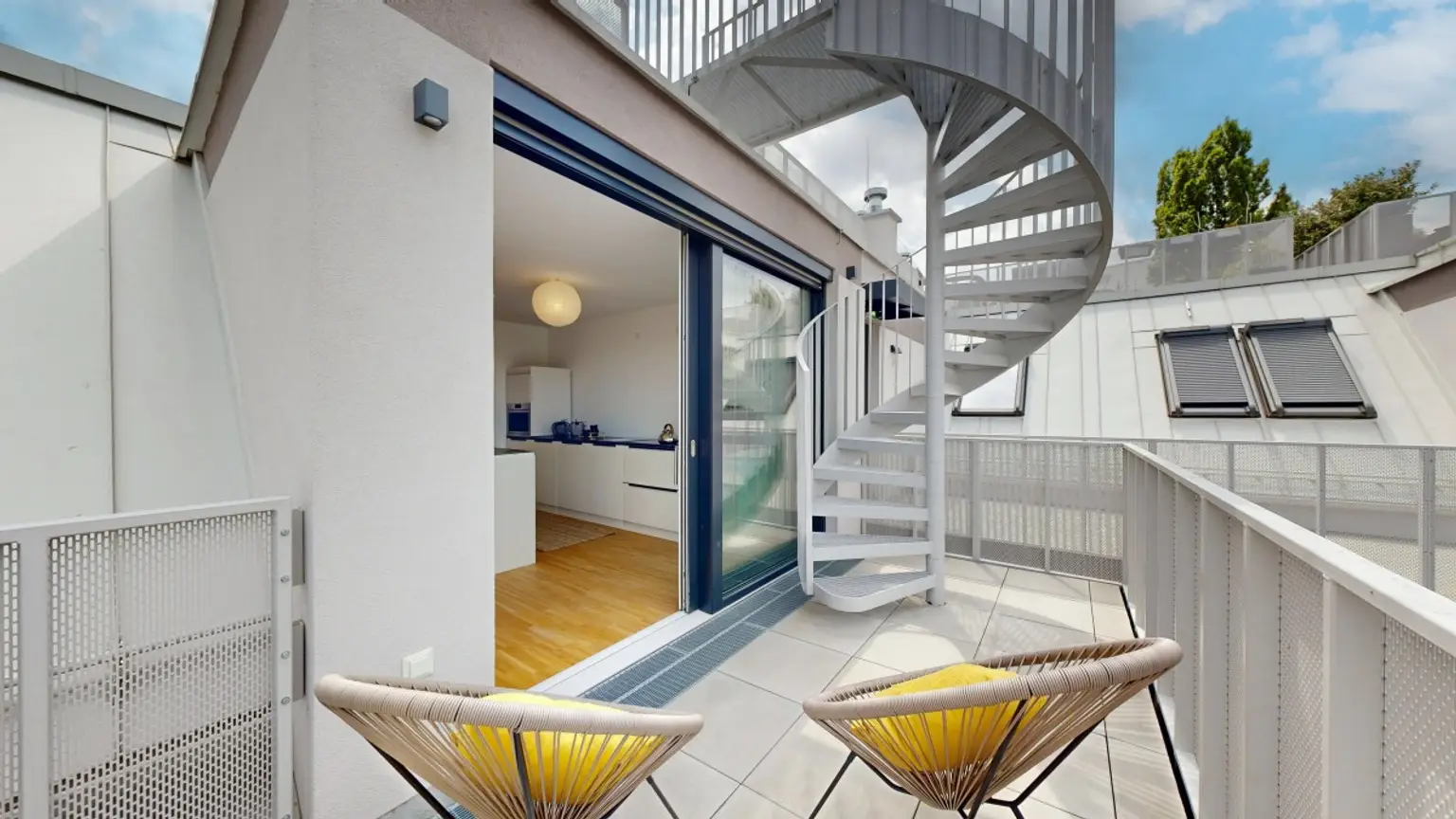 Top 27_Balkon | ++ NEU ++ EXKLUSIVES PENTHOUSE mit DACHTERRASSE | Prima Service Immobilien