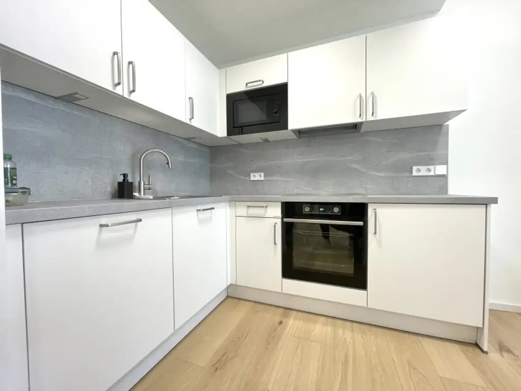 ***Grünblick im Viertel Zwei – Exklusives Wohnen über den Dächern Wiens - Infinity Rooftop-Pool - Panoramasauna - Fitnessbereich***