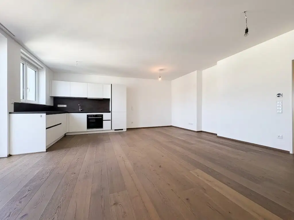 3 Zimmer DG Wohnung I Nähe Naschmarkt