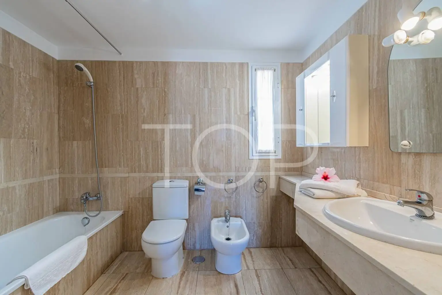 Apartment-Veril-del-Duque-Bathroom-Costa-Adeje-Tenerife-1