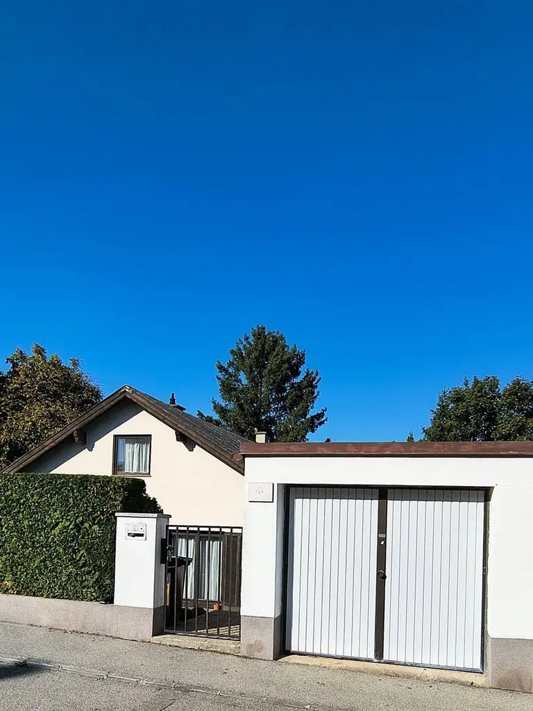 2380 Perchtoldsdorf/Nähe Wiener Stadtgrenze: Ruhig gelegenes, sonniges 1020m² Grundstück mit hohem Potenzial