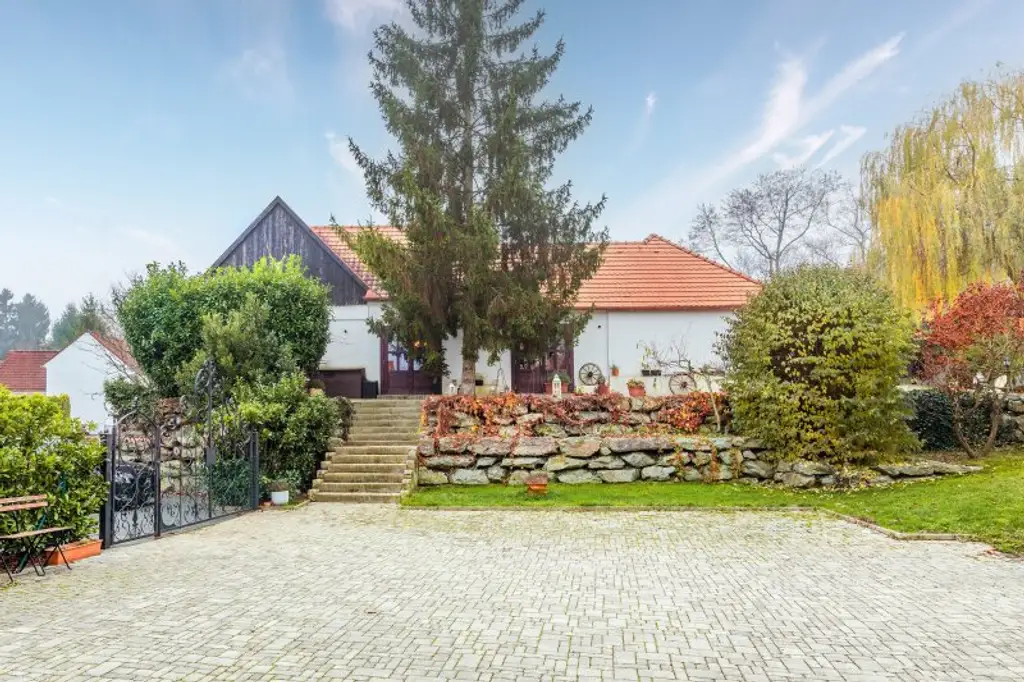 Pferde, Golf und Thermenwellness - Im sonnigen Südburgenland