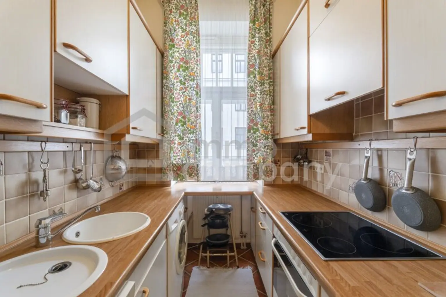 Elegante Altbauwohnung, mit Charakter