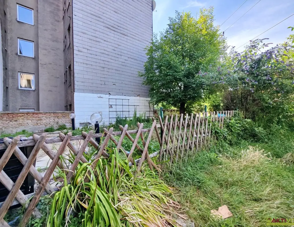 Baugenehmigtes Projekt. - Sofort starten! - 1.960 m² NNFL + Terrassen + Tiefgarage. - Abbruchbescheid vorhanden.