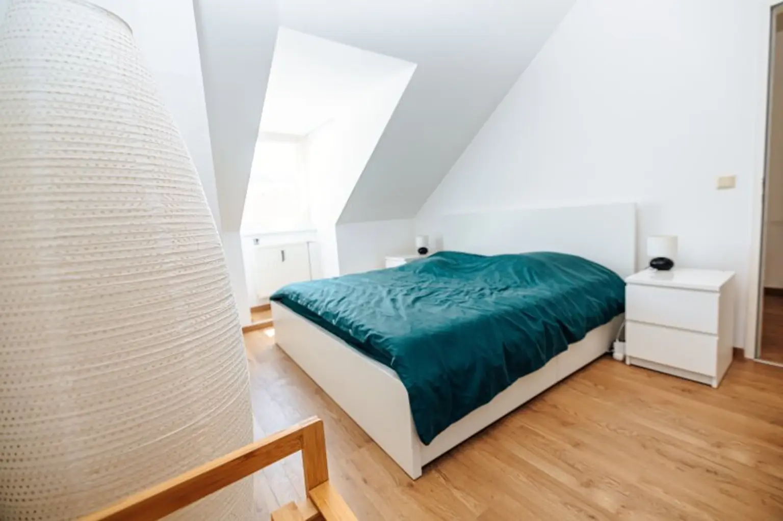 AB 01. OKTOBER I NAHE INNENSTADT I LICHTDURCHFLUTET I ATTRAKTIVE LAGE I MIT BADEWANNE I WG-GEEIGNET I HAUSTIERE ERLAUBT I PROJEKT WOHNEN I