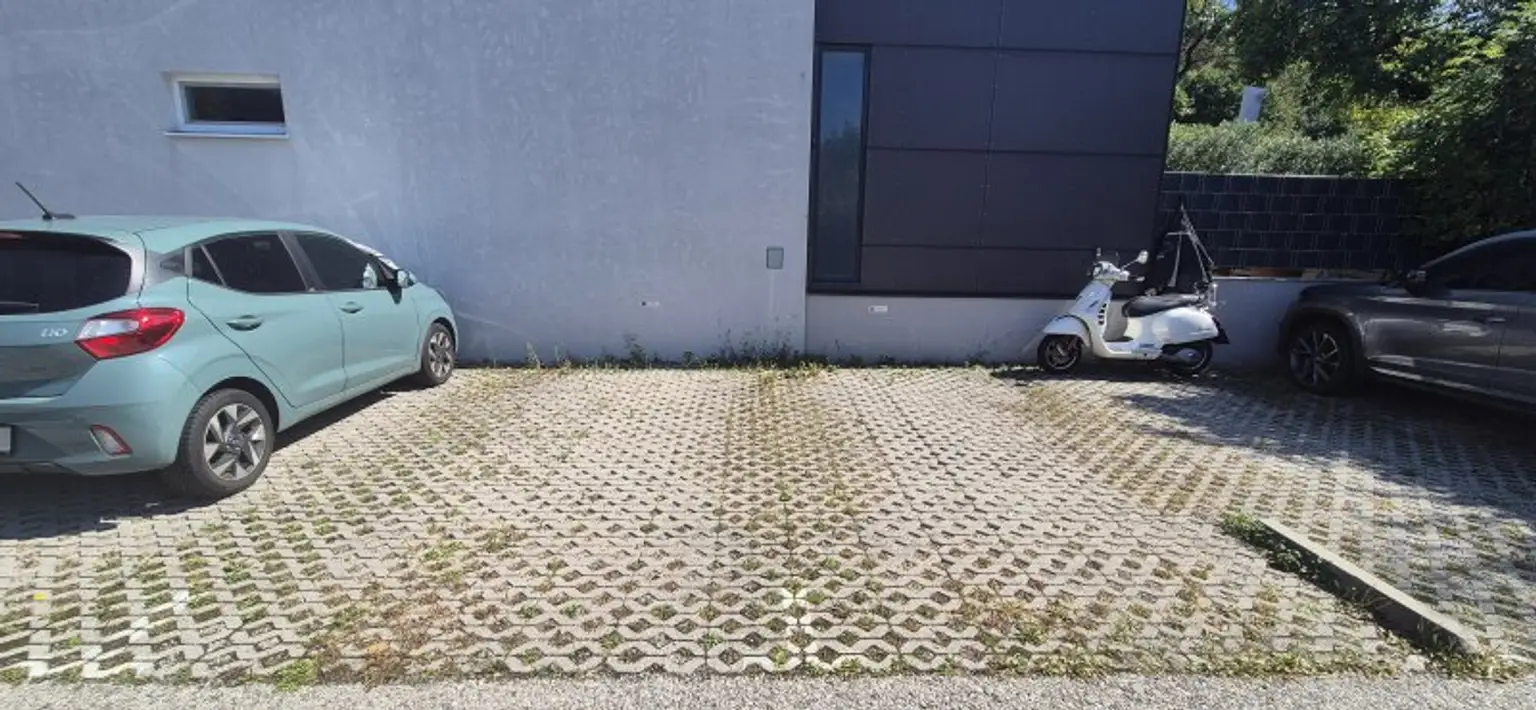 Helles Reihenhaus mit Fernblick und 2 Stellplätzen