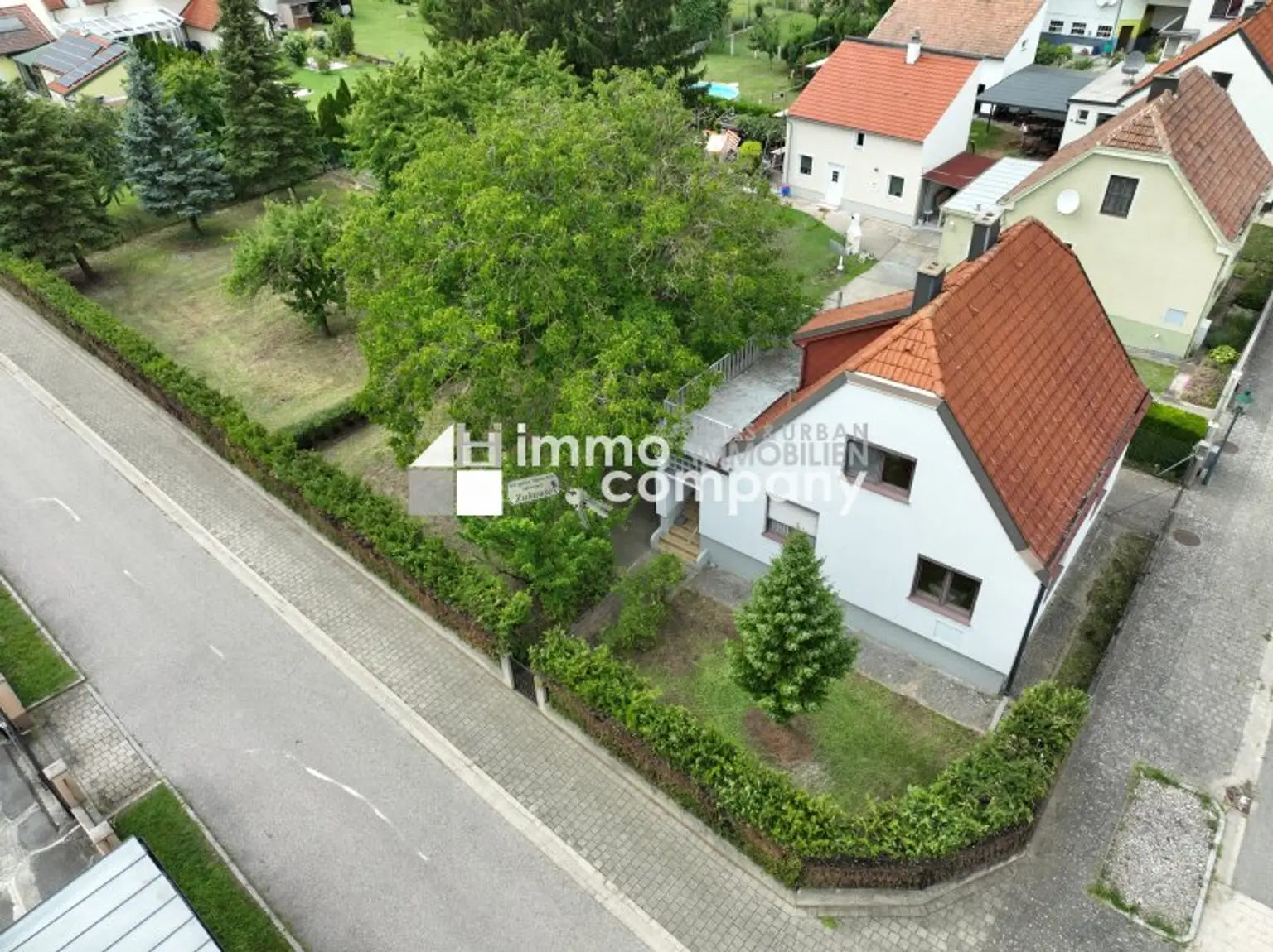 Renovierungsbedürftiges Haus mit Grünblick in Trautmannsdorf/Leitha zu verkaufen!