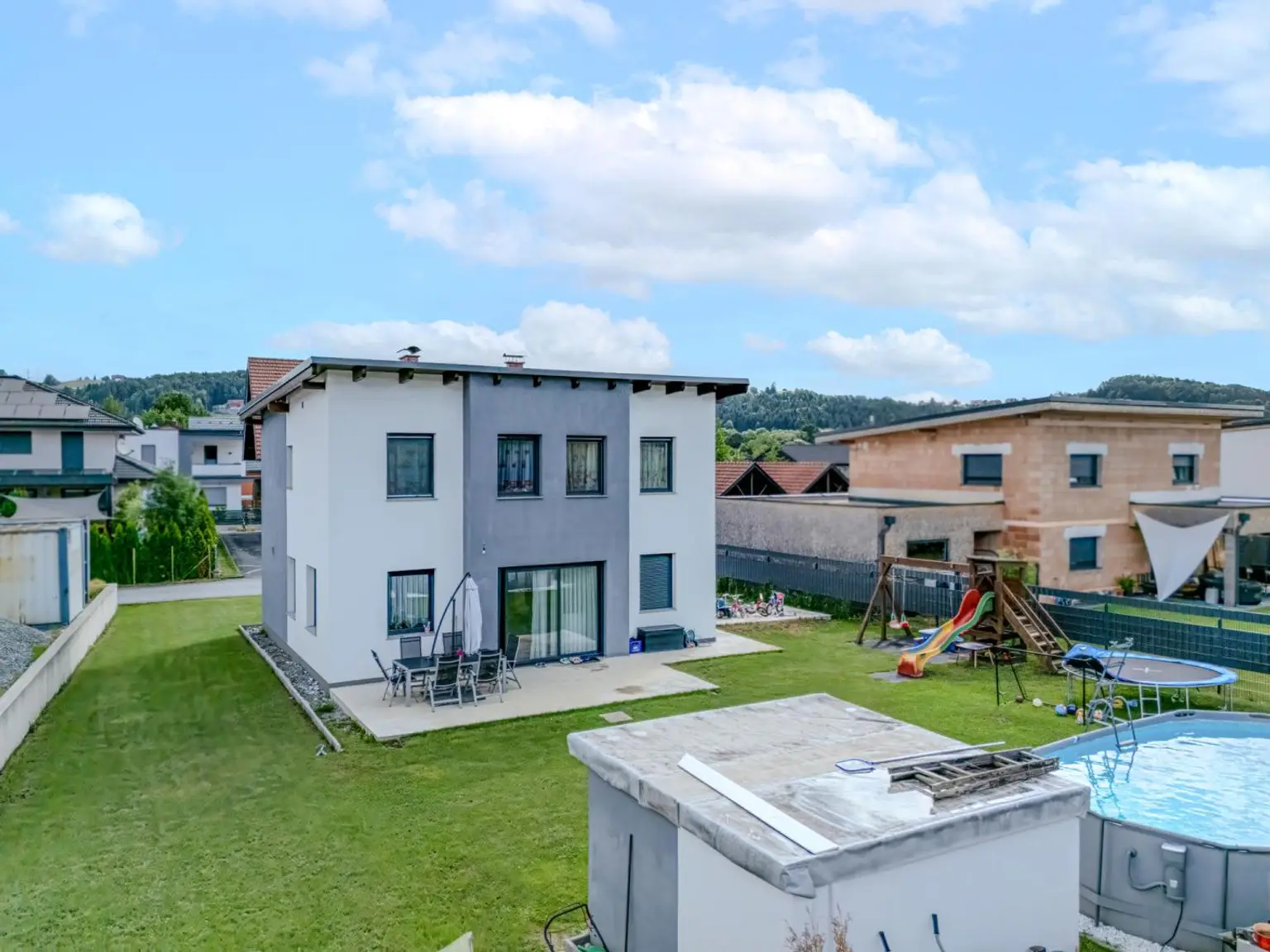 Modernes, hochwertiges Neubauhaus in ruhiger Lage nahe Autobahnauffahrt Mooskirchen