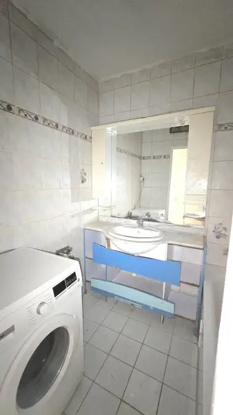 Schöne Neubau- Wohnung, 3 Zimmer