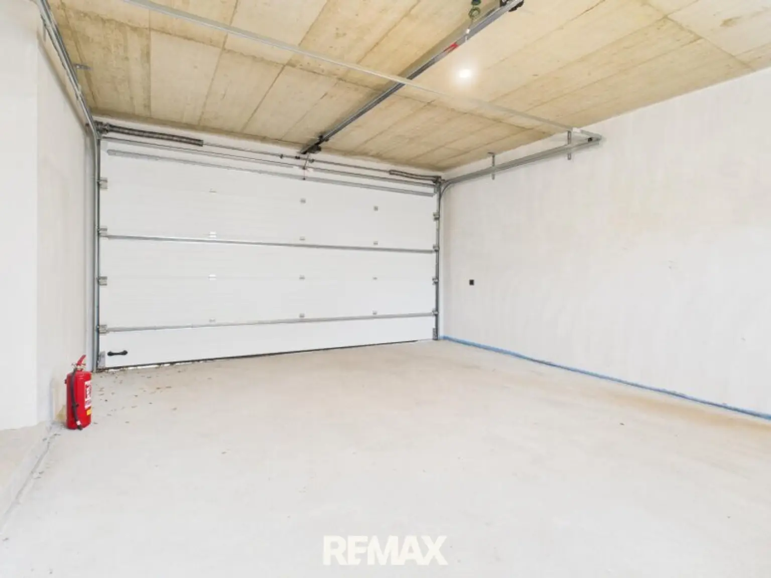 Doppelgarage mit Fussbodenheizung