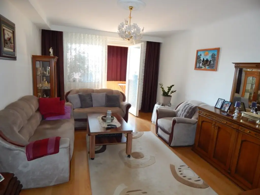 Charmante helle Wohnung mit Loggia – Ihr neues Zuhause