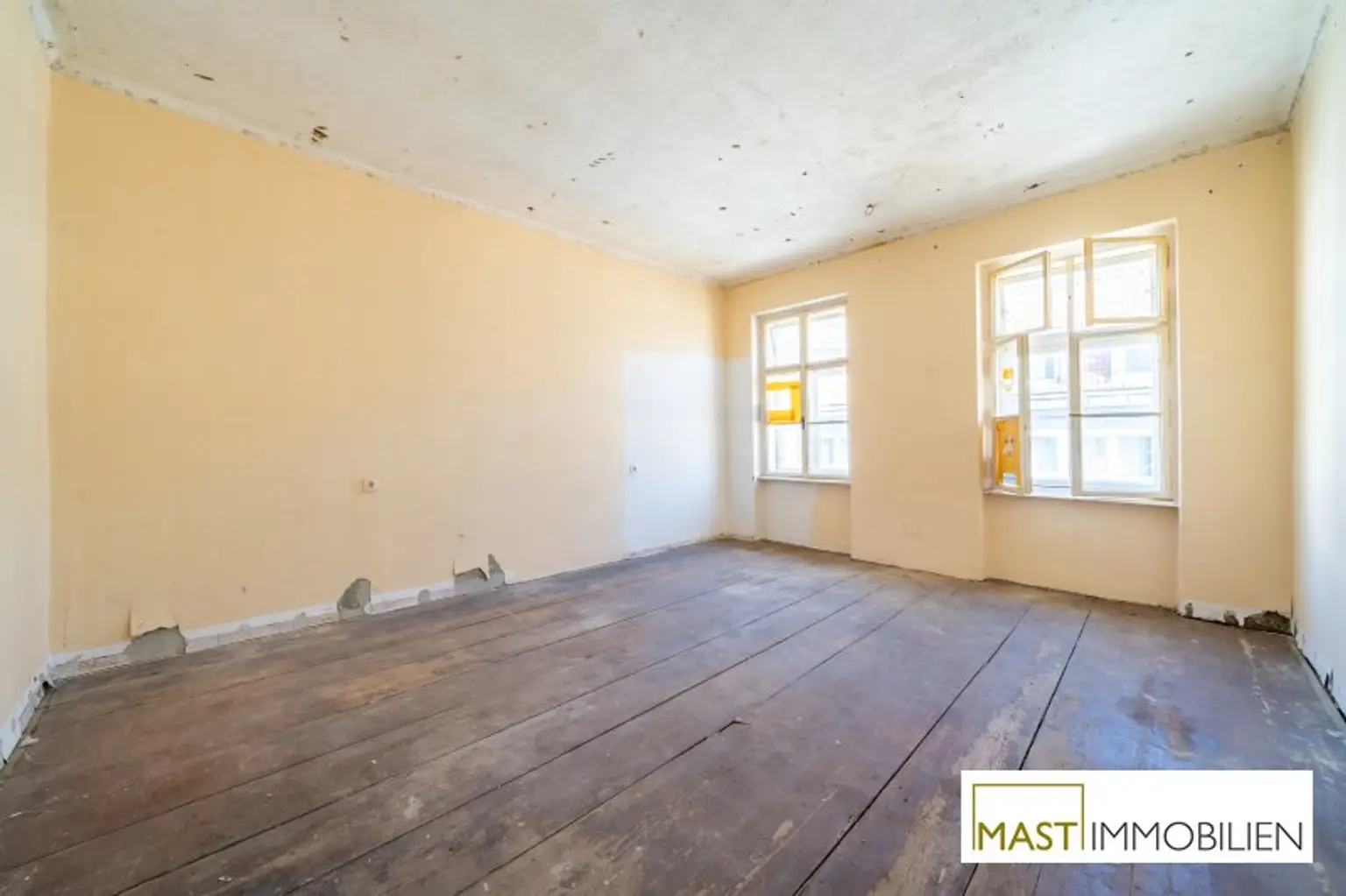 *Neu* Sanierungsbedürftige 1-Zimmer Altbauwohnung beim Clemens Hofbauer Park!