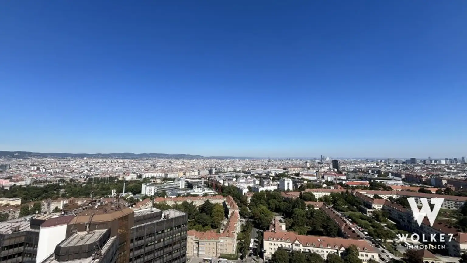Exklusives Wohnen im Monte Verde Tower mit Loggia, Dachpool & Concierge-Service I I 3-Zimmer-Neubau I Nähe Wienerberg