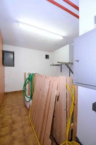 Exklusives Traum-Anwesen mit Naturteich und Gästehaus