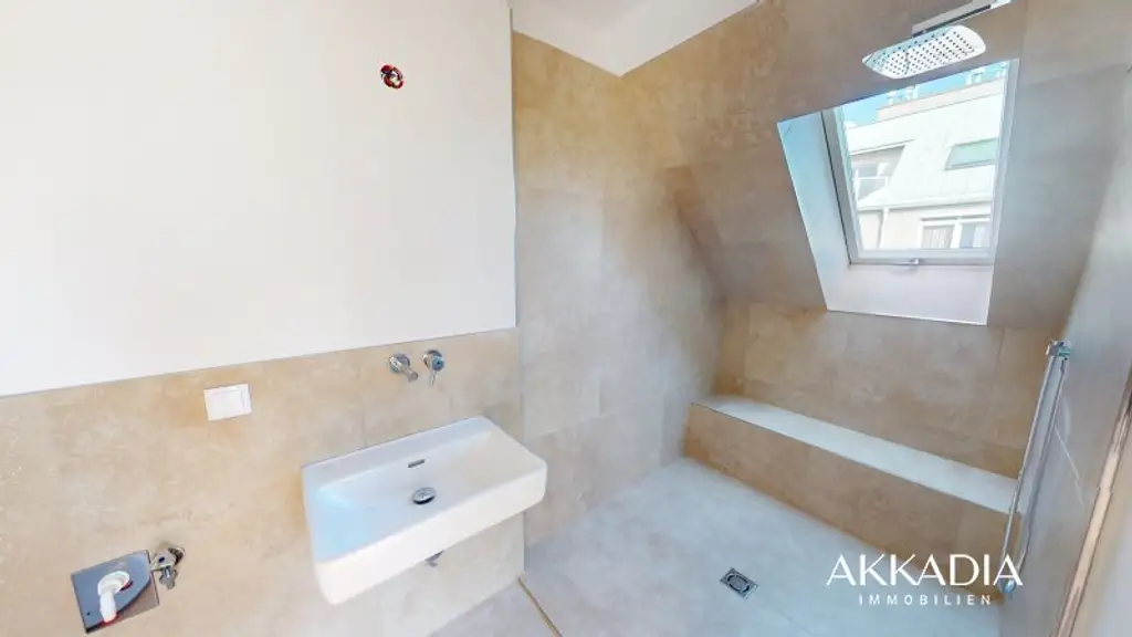 Charmante 2-Zimmer-Dachgeschoßwohnung im 9. Bezirk