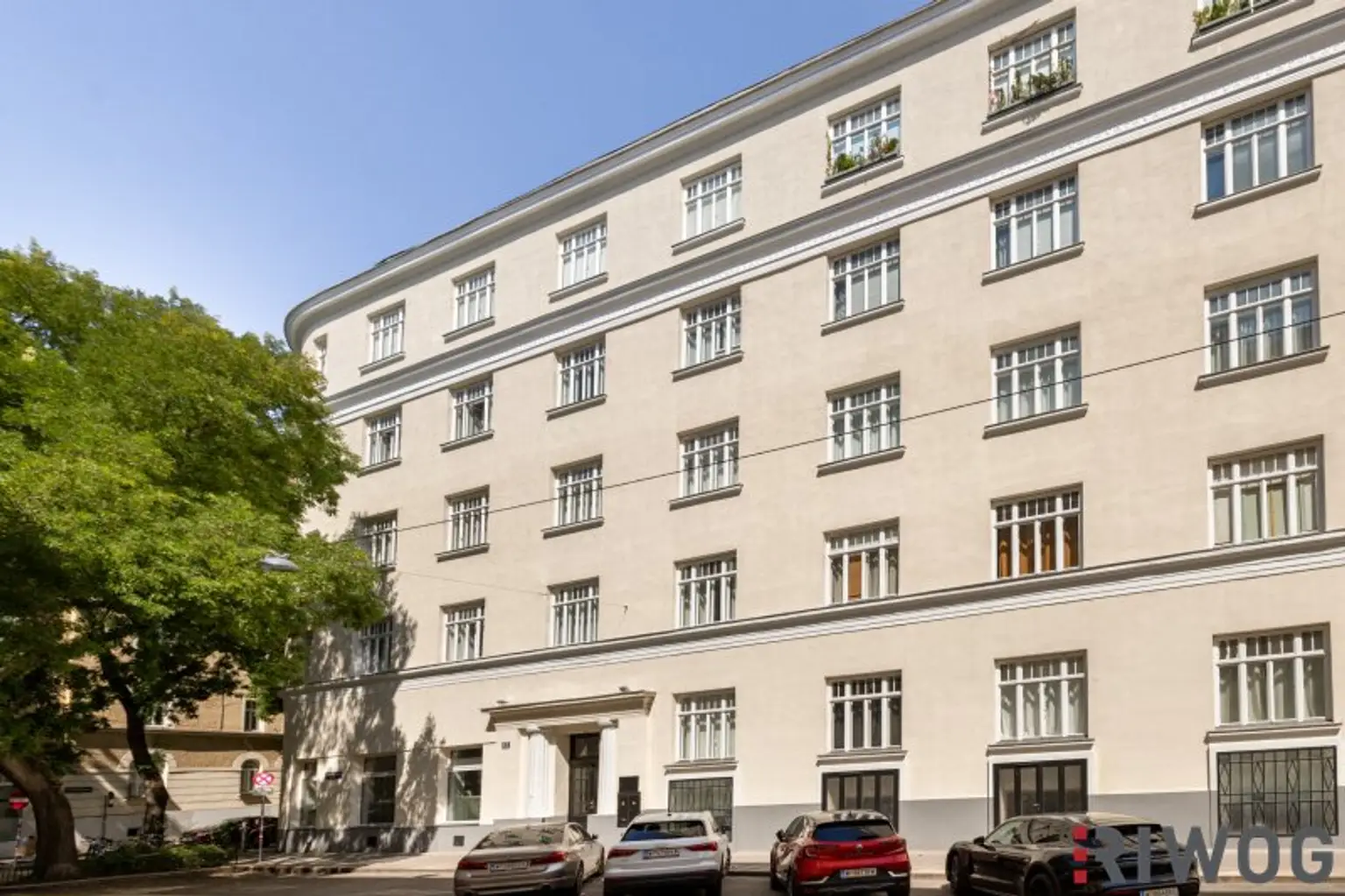 Klassische Stilaltbauwohnung mit Charme und Eleganz | Komplette Innenhoflage | 3. Etage | Nähe Donaukanal, Hundertwasserhaus, 1. Bezirk, Prater
