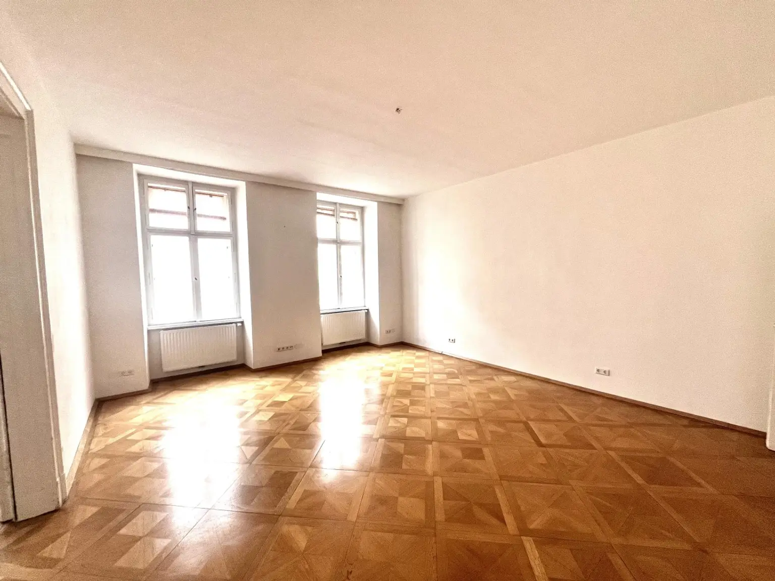 Altbau Wohnung mit Flair