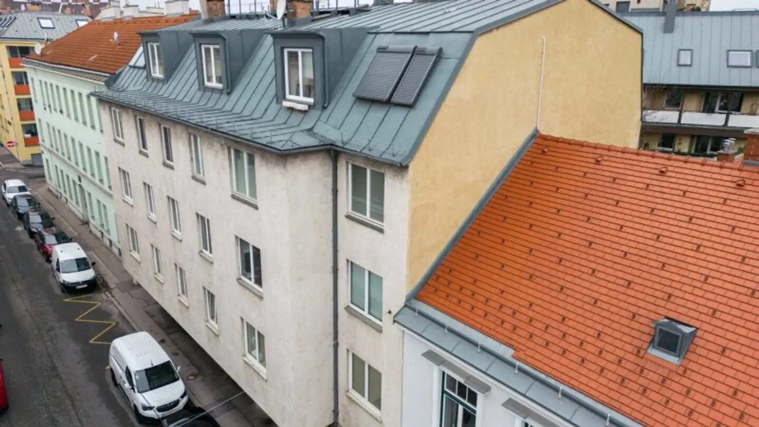 * WG geeignet * perfekte Starter / Paarwohnung * 2 Zimmer * saniert *