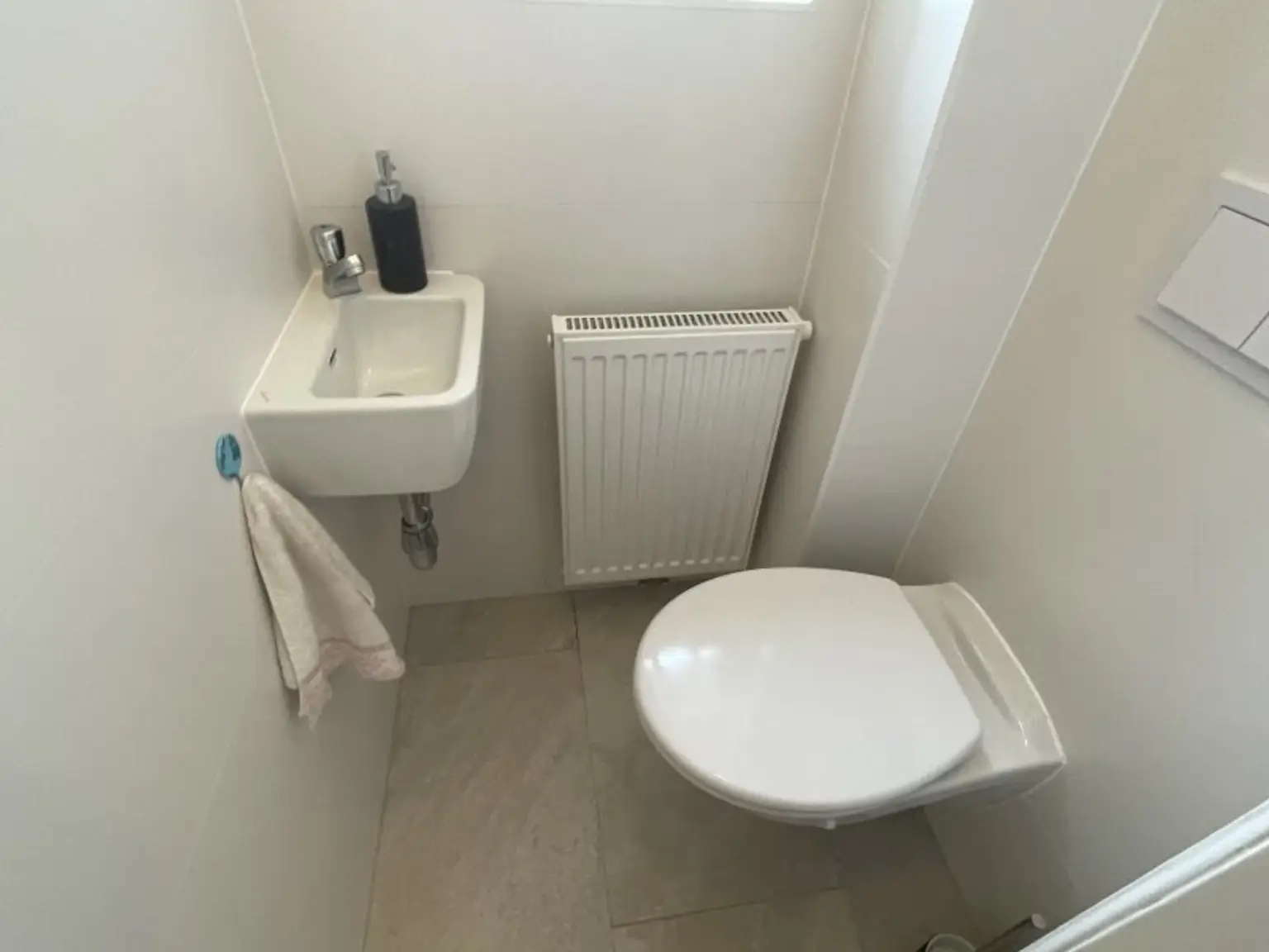 UNBEFRISTET: 2-Zimmer-Wohnung mit separater Küche ab FEBRUAR 2026!