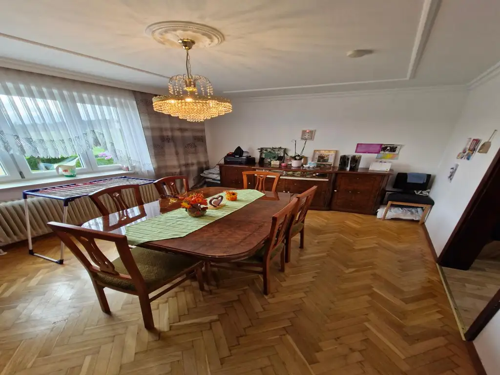Doppelhaushälfte mit 3 Schlafzimmer!