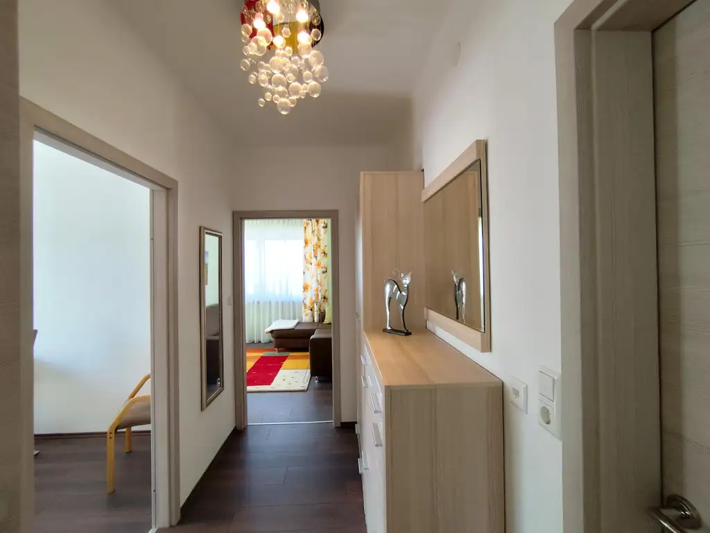 ***  Renoviert & einladend – 2-Zimmer-60m² im Stadtzentrum Bruck/Mur mit Ausbaumöglichkeit ***