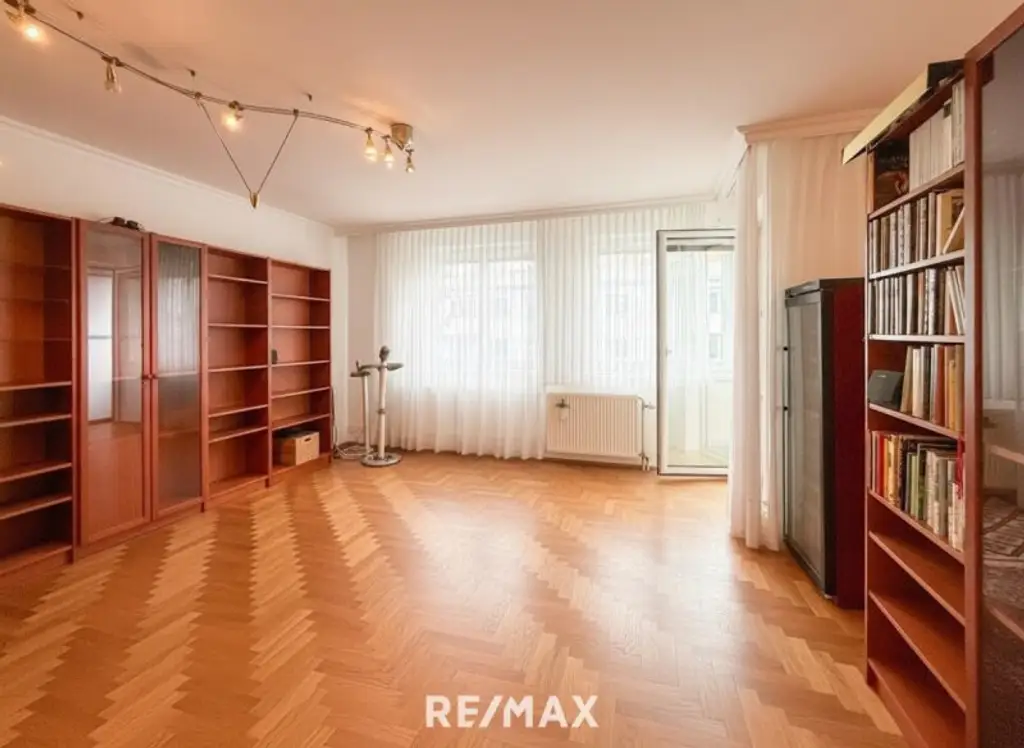 Absolut ruhige Familienwohnung im Herzen von Hetzendorf mit Loggia