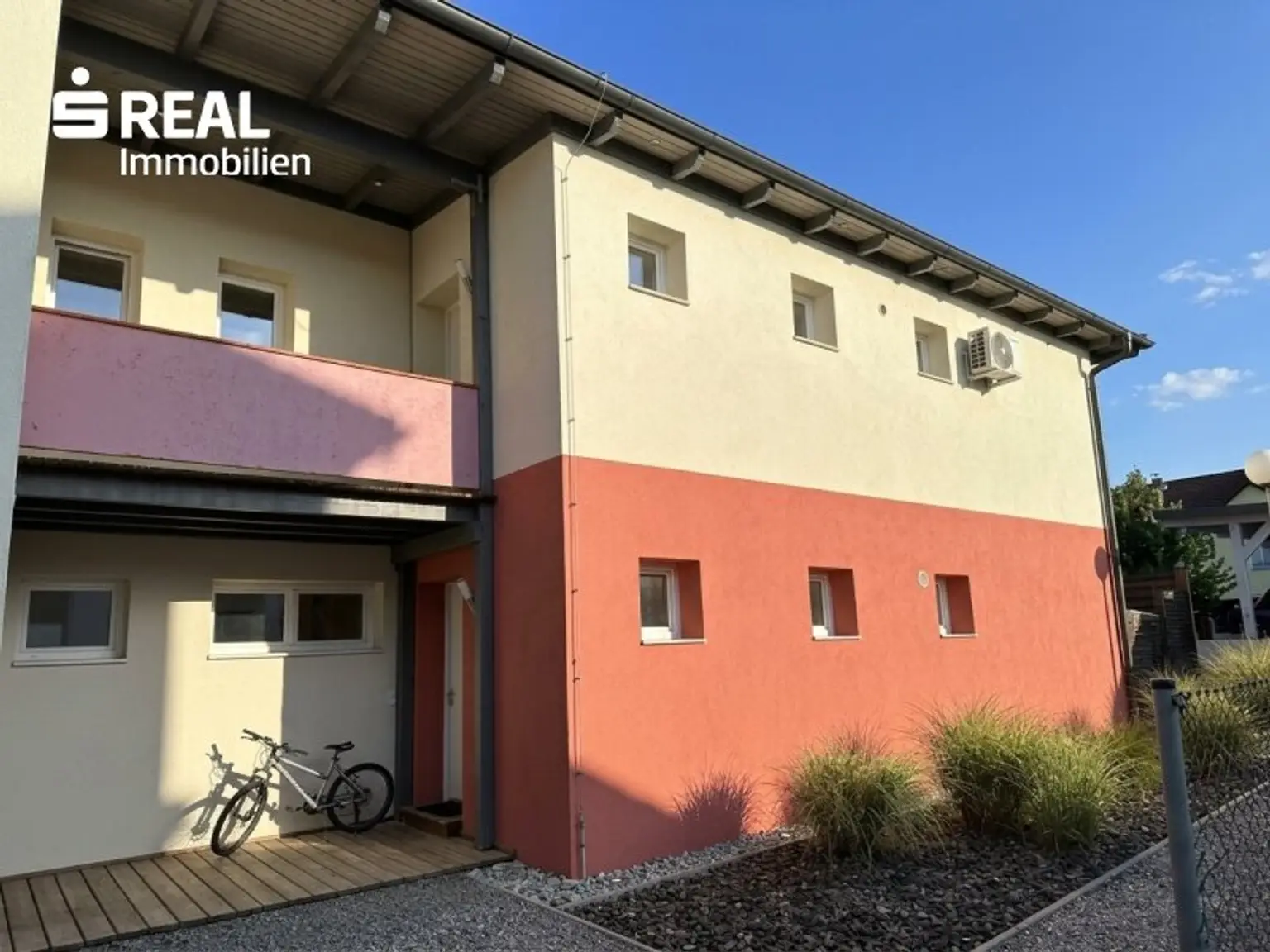 Seite - Zugang zur Wohnung